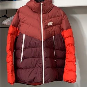 Nike sportswear downfill windrunner puffer coat